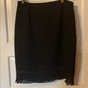 Casual Corner size 8 midi skirt